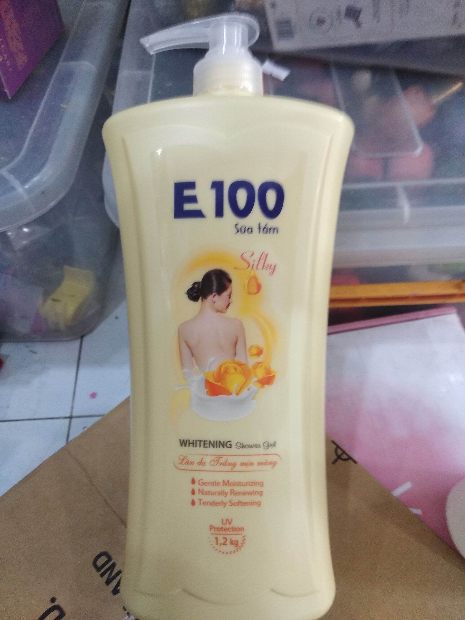 Sữa tắm E100 màu trắng 1.2 lít