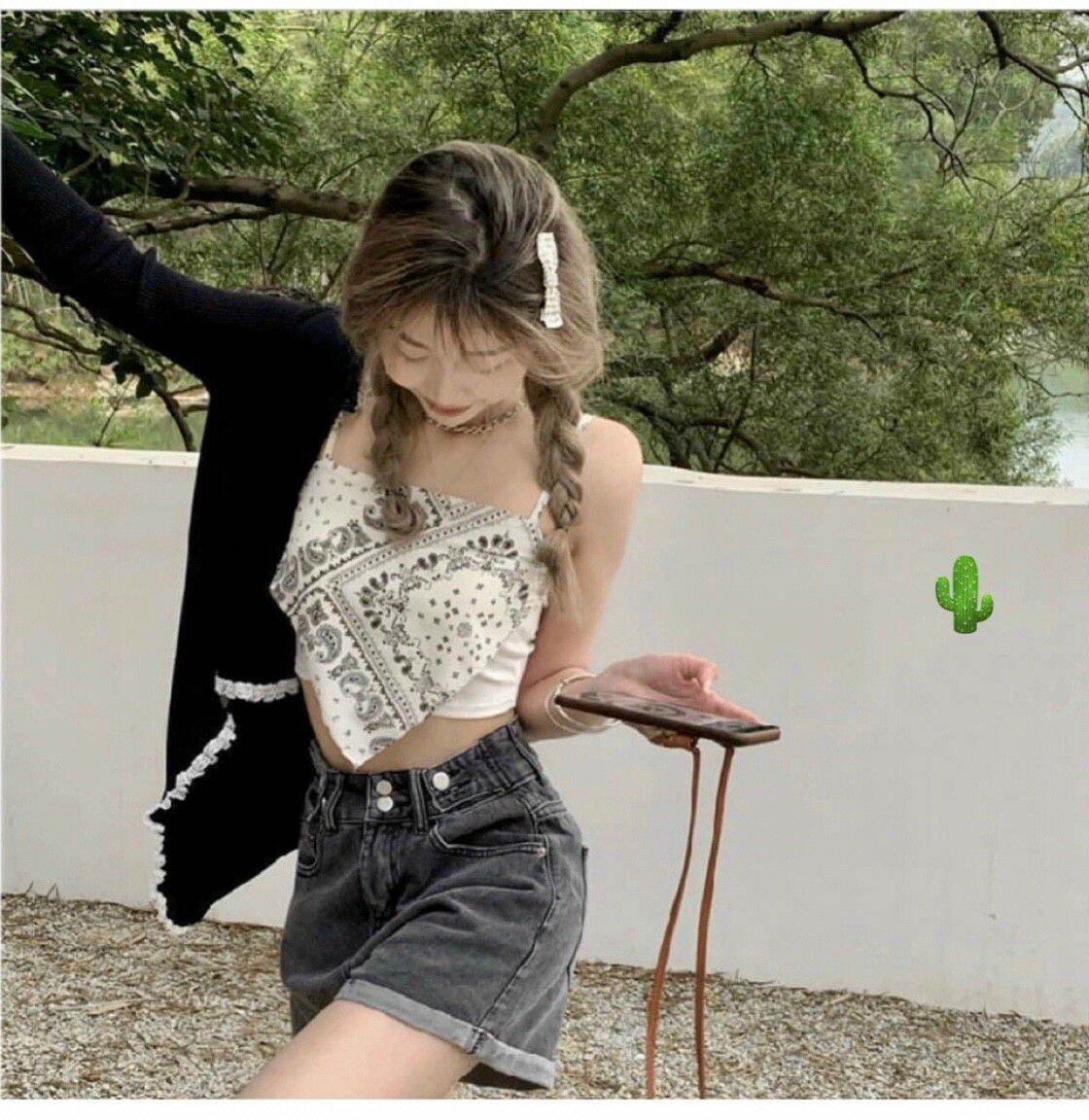 ÁO YẾM HAI DÂY THỔ CẨM