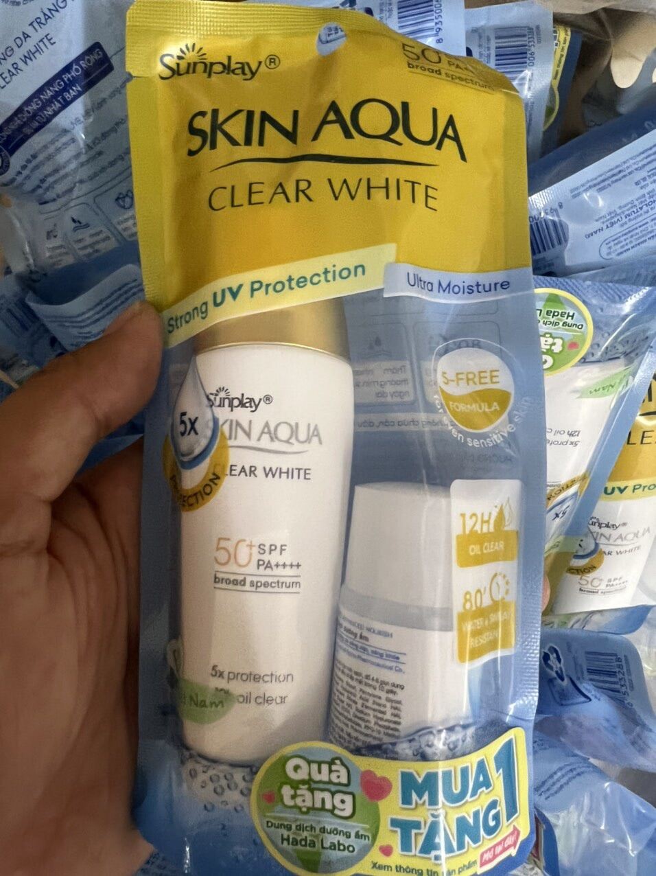 Sữa chống nắng Sunplay skin aqua clear white nắp vàng