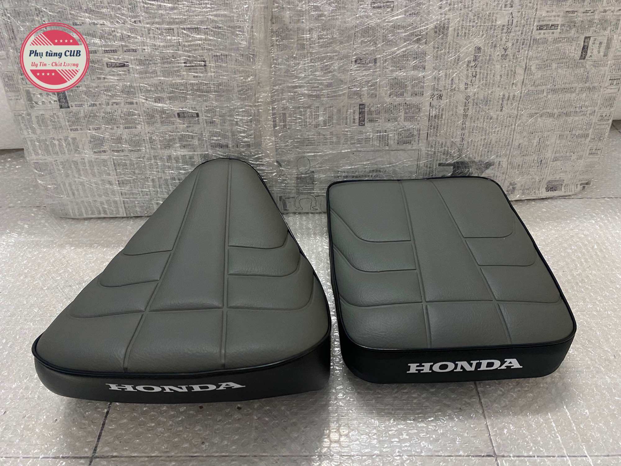 Bộ yên cub 81-82-84-custom ép múi nổi màu xám đen