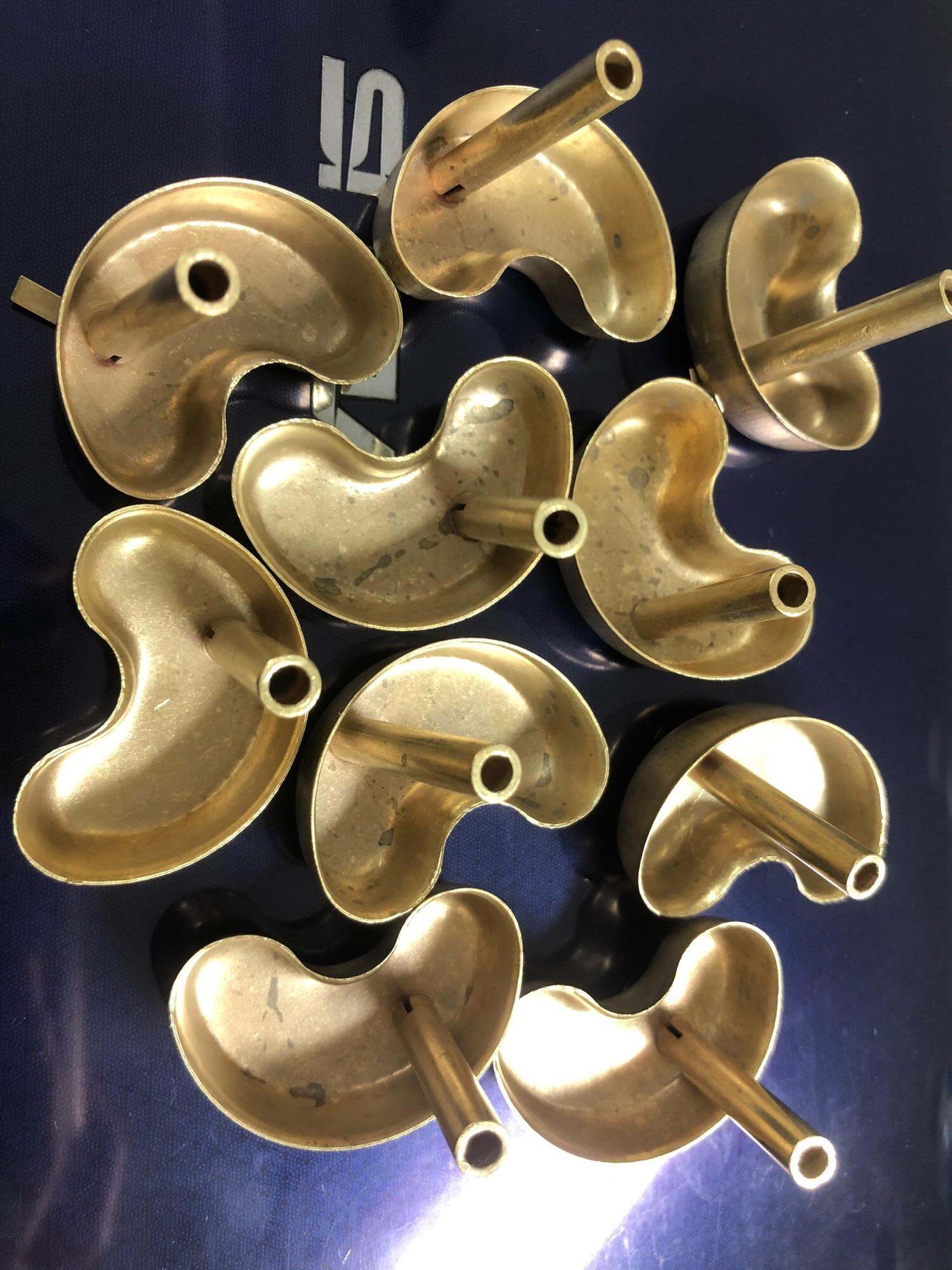 Núm vàng/ làm nóng đèn măng xông