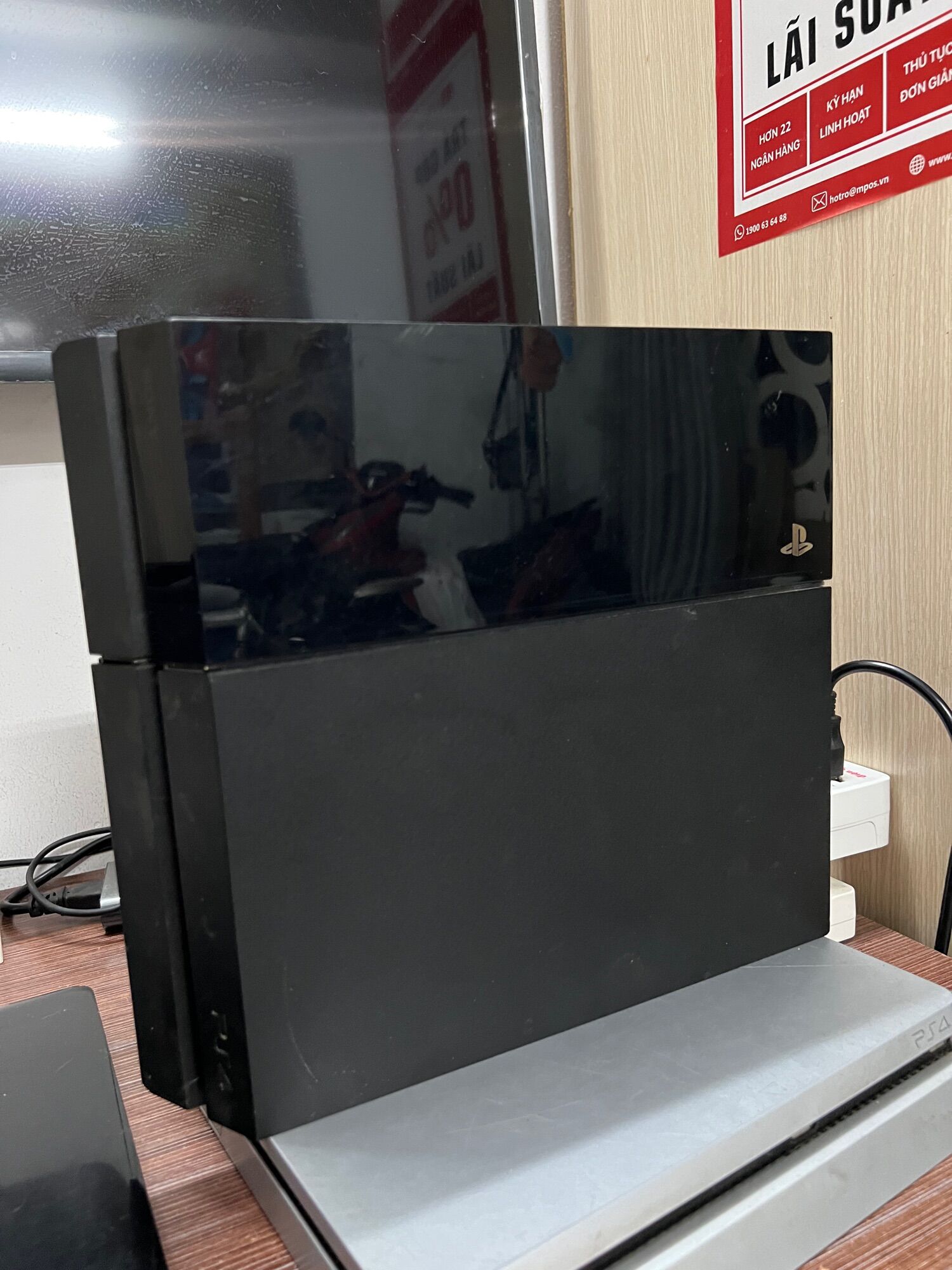 Máy chơi game PS4 Fat 500Gb