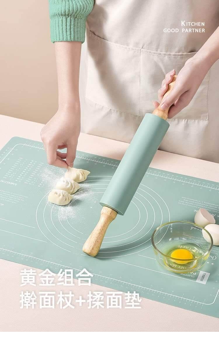 Set thảm nhào bột + cây lăn bột của hãng Josogo