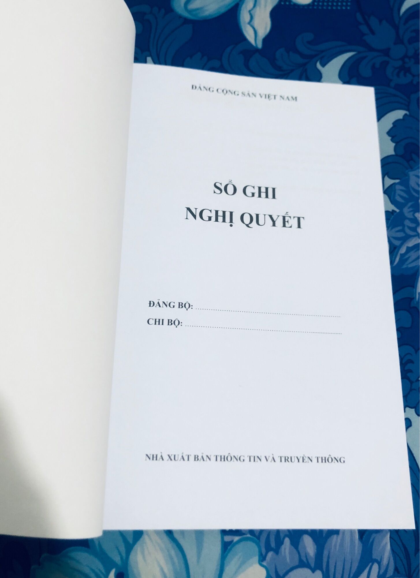 Sổ Ghi Nghị Quyết