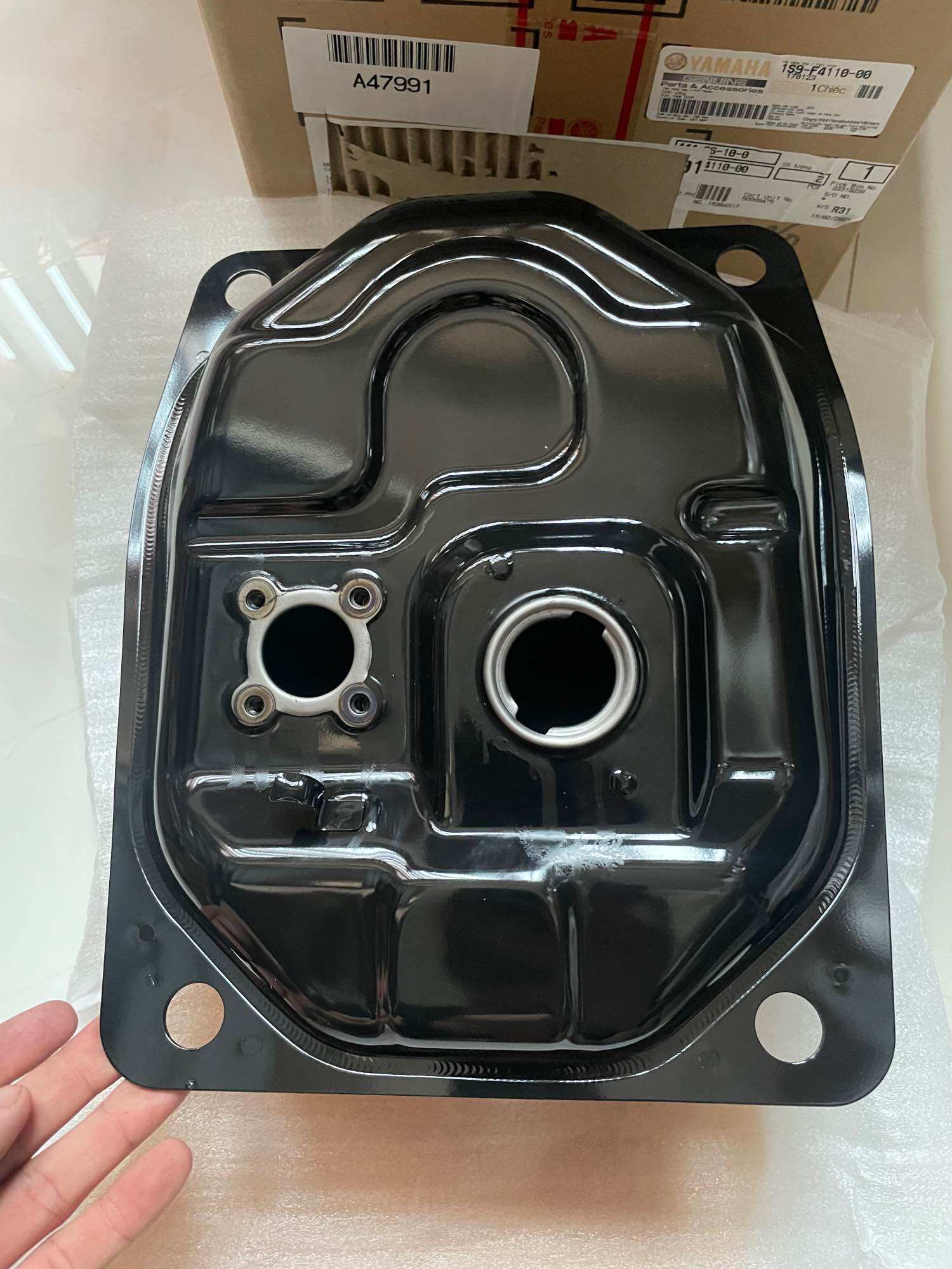 Thùng xăng exciter 135 chính hãng Yamaha