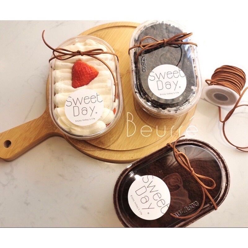 Hộp đựng bánh mousse bầu dục (10c)