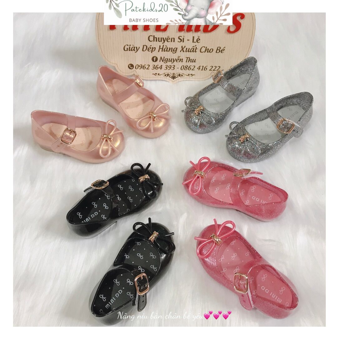 Giầy búp bê nhựa thơm cho bé gái từ 9m-7y