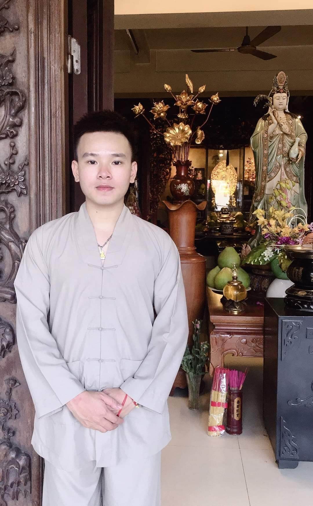 ĐỒ BỘ ĐI CHÙA - MẪU LA HÁN NAM
