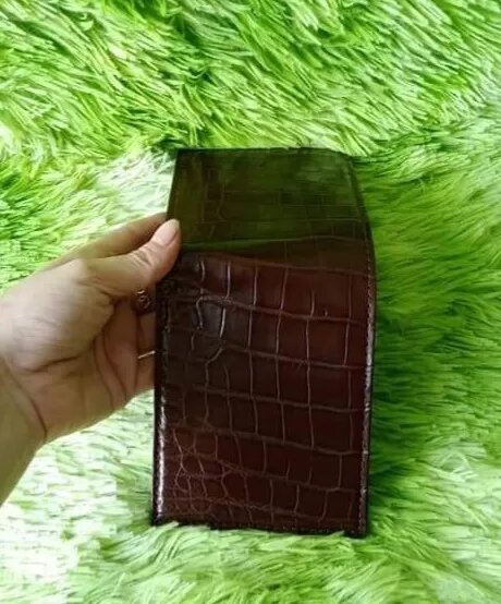 Ví da cá sấu 350k (đủ màu, đủ mẫu)