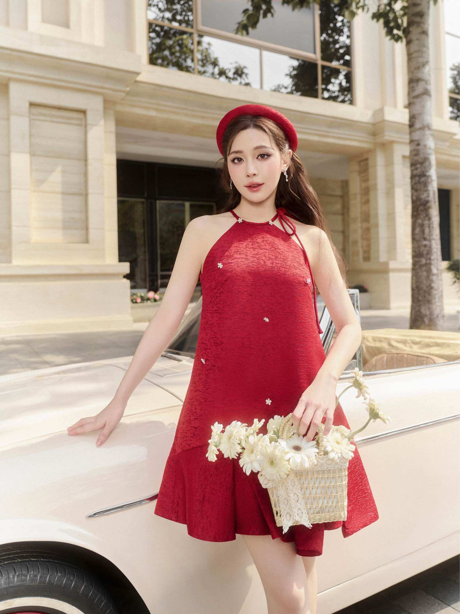 LAGOM - Đầm nữ cổ yếm dáng xoè kết đá kèm mấn