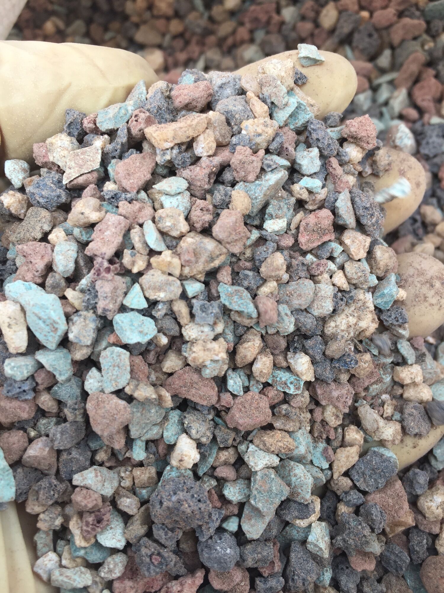 Đá cầu vòng cho sen đá xương rồng 500g 17kg