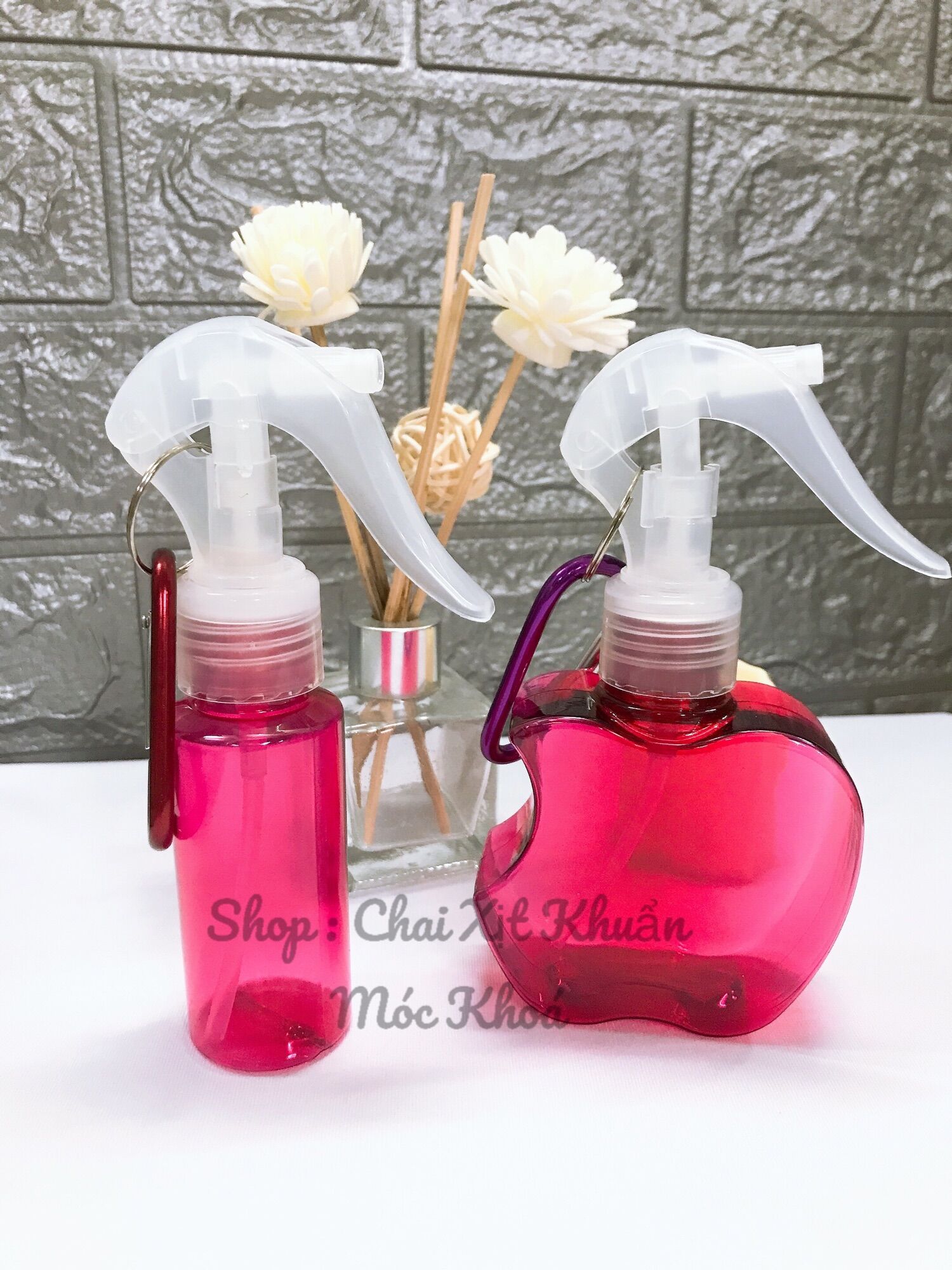 Combo 4 Chai Xịt Khuẩn Mini Móc Khoá ( 60,90,100ml)