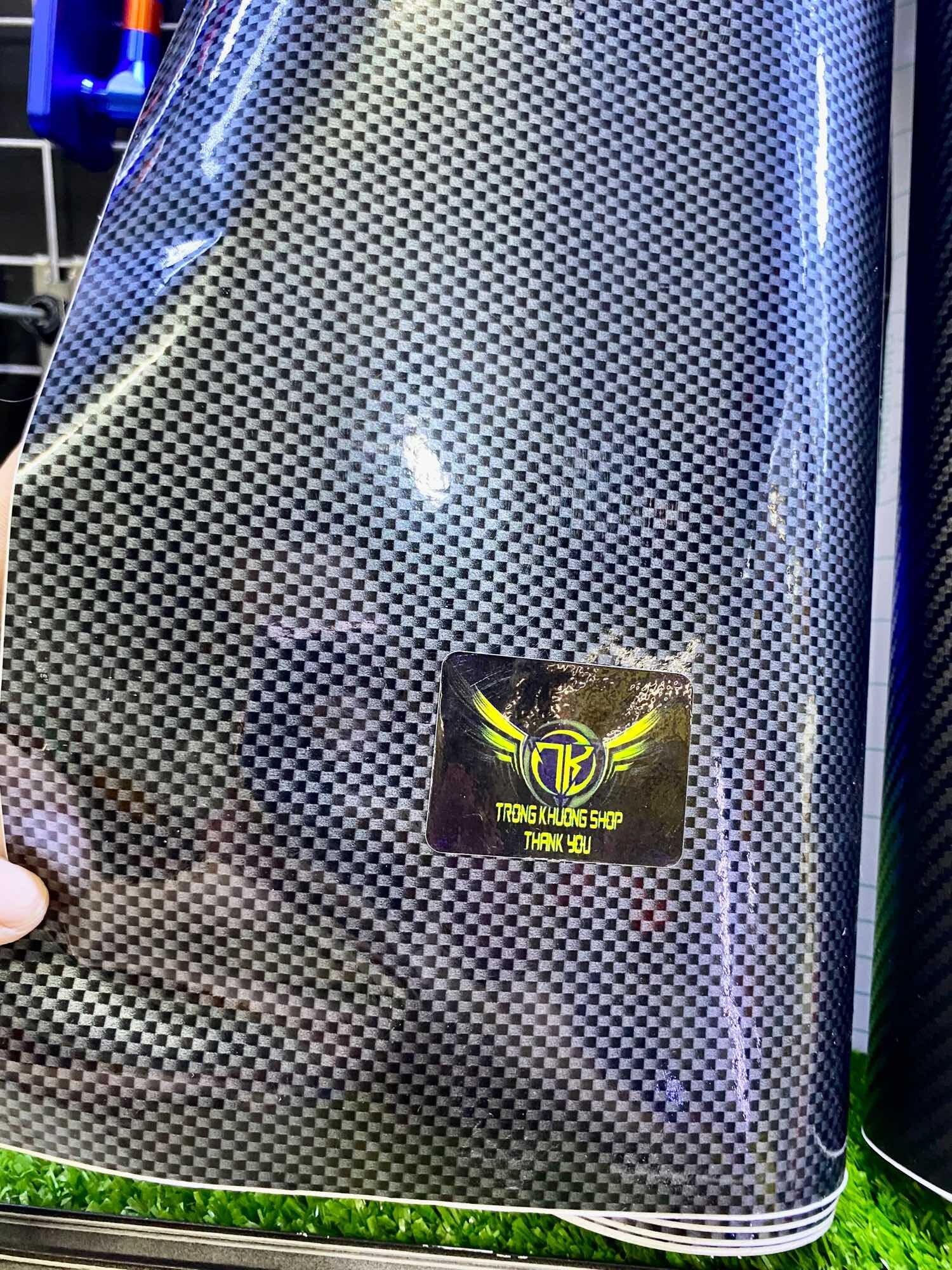 Decal carbon mờ, bóng dán trang trí xe, nội thất, laptop ….