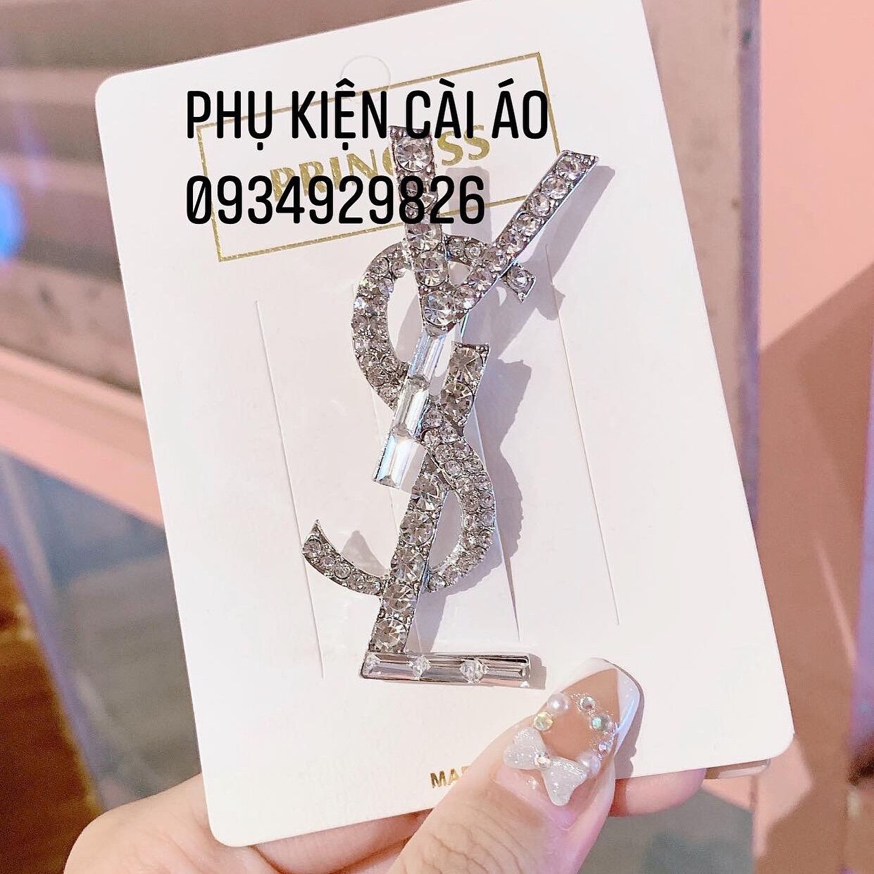 Ghim cài áo y.s.l