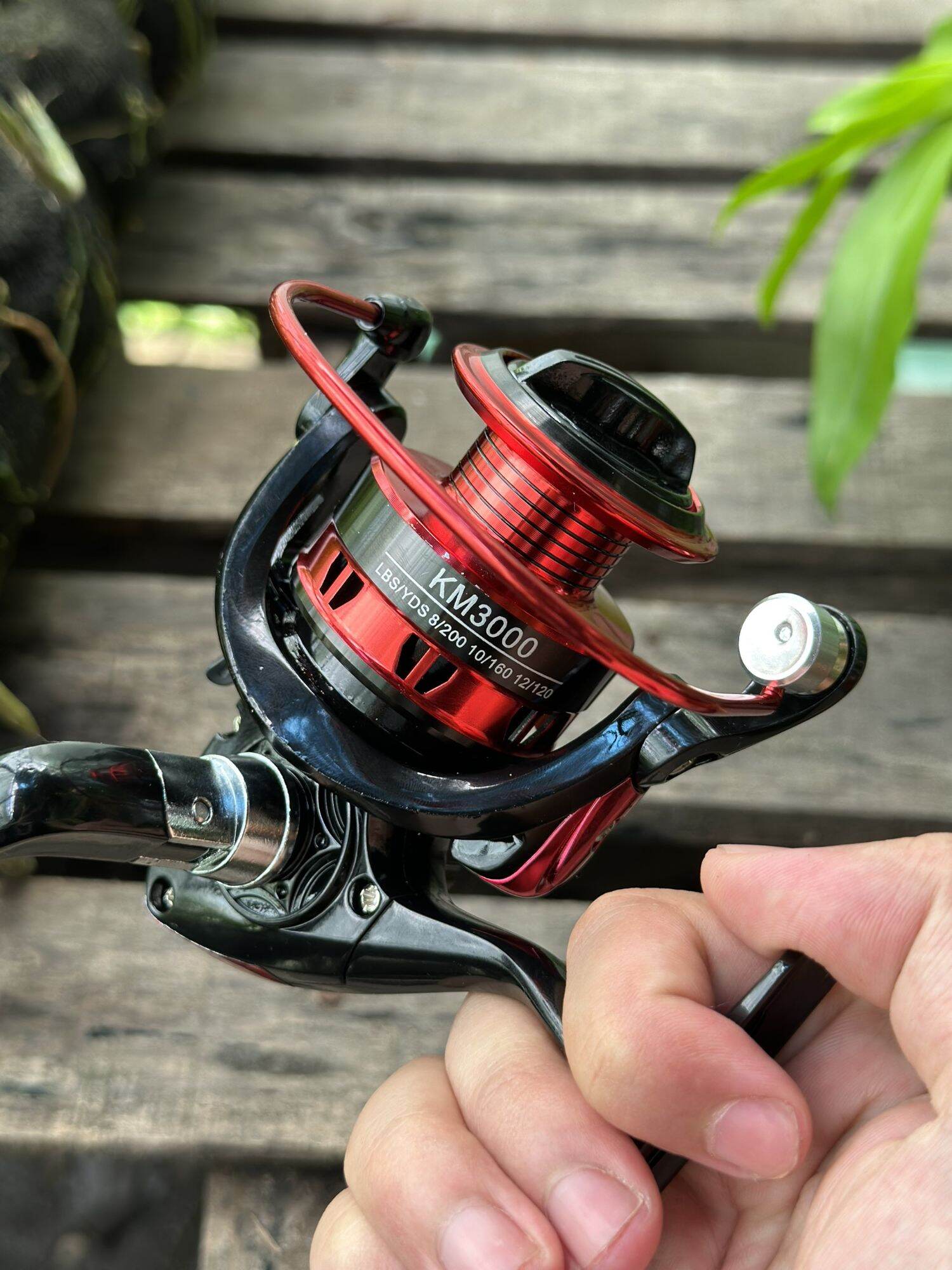 Máy câu cá km black red tải cá 10kg