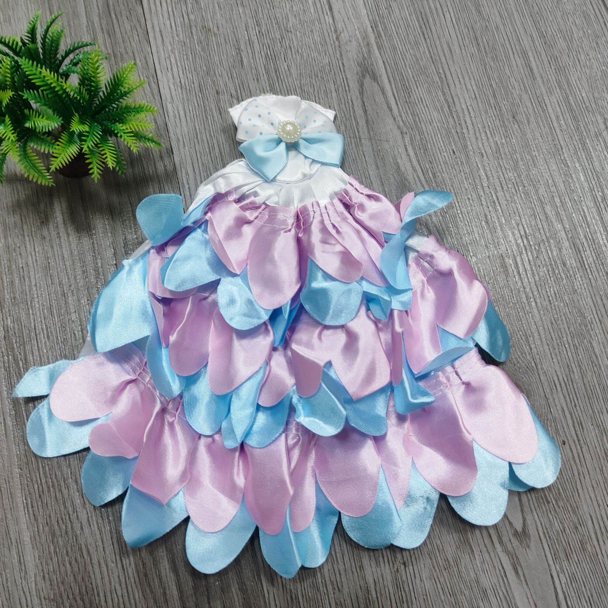 Các mẫu váy dạ hội cúp ngực cho búp bê 30cm