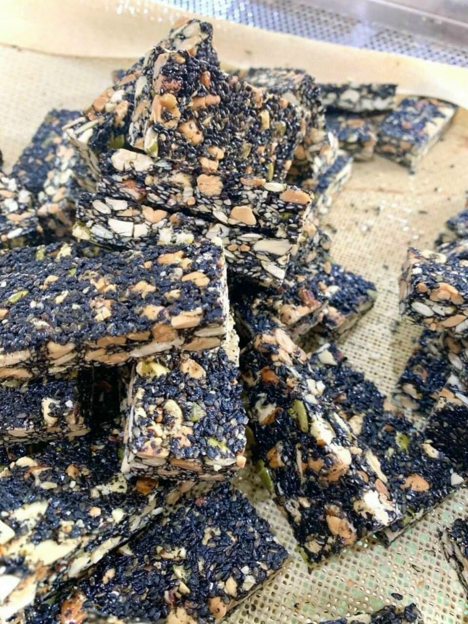 Thanh gạo lứt mè đen 500g
