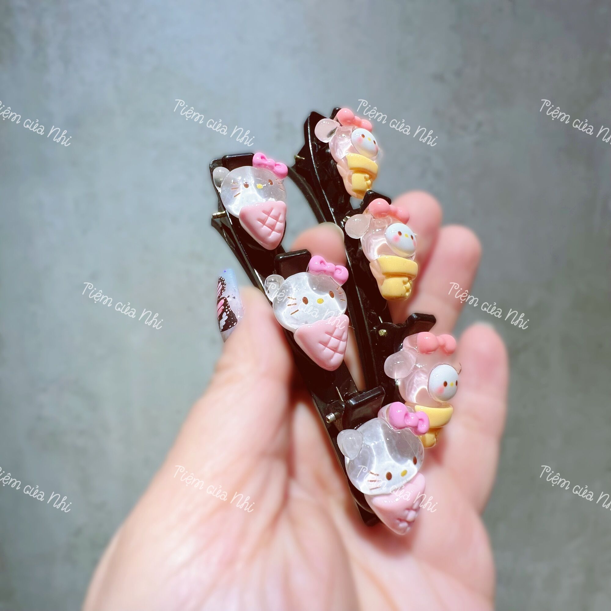 KẸP TÓC MÁI GẤU DÂU LOTSO HELLO KITTY