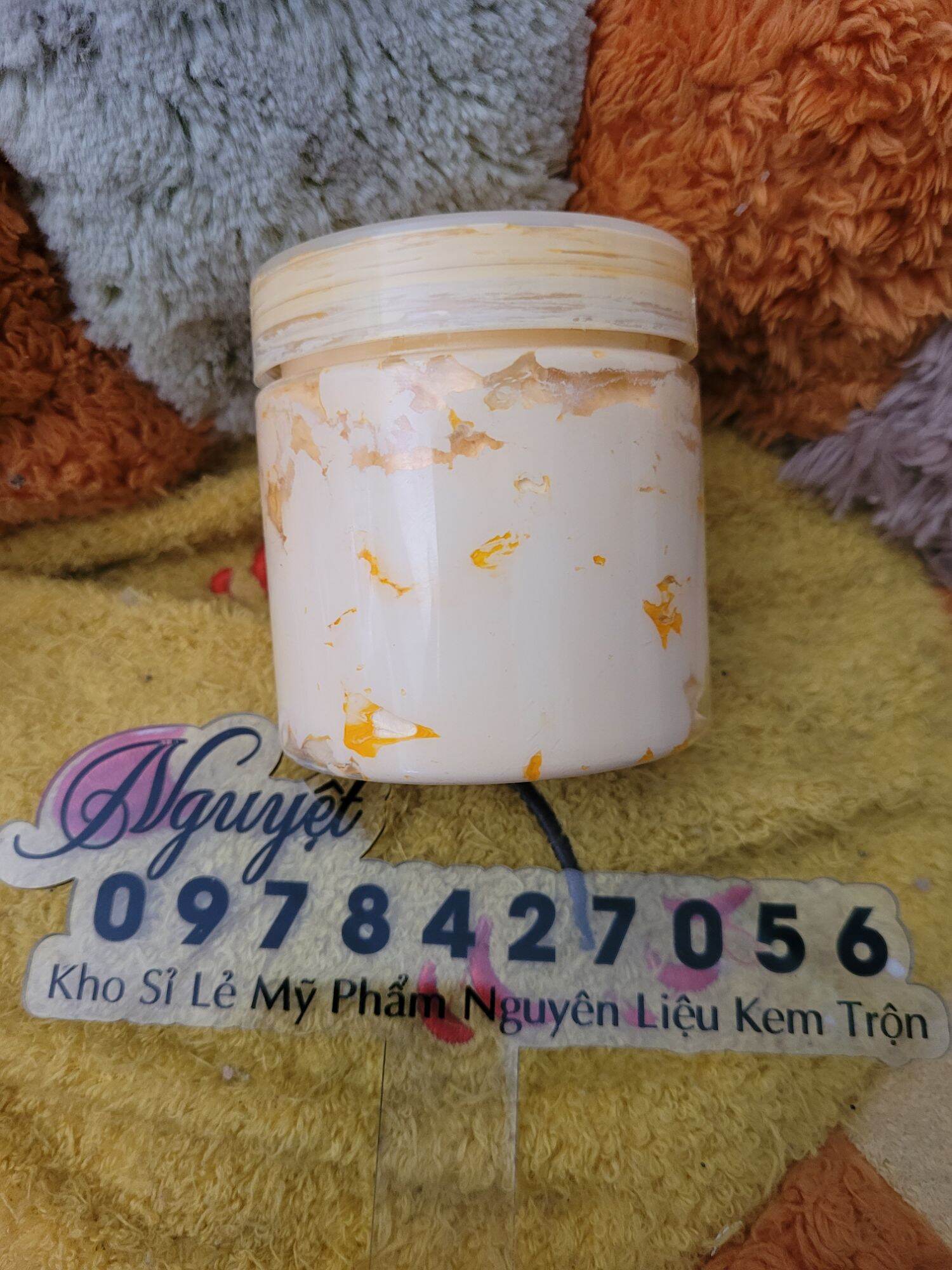 Kem Cốt Thái Tươm Dầu Vàng Siêu Trắng 500g