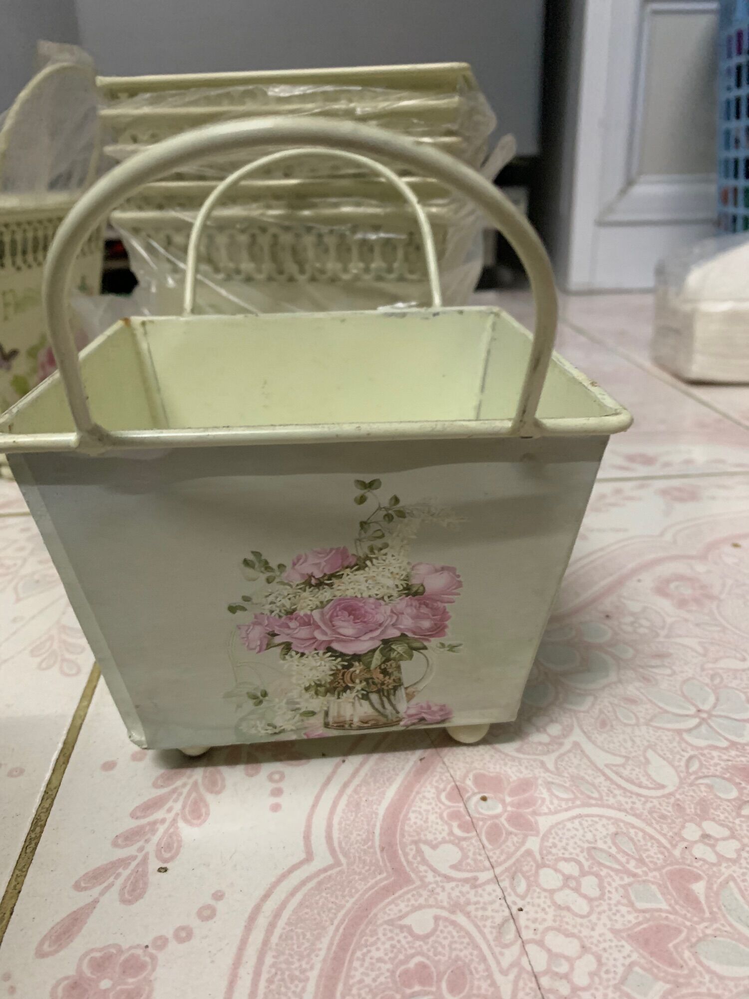 Xô thiếc vuông vintage