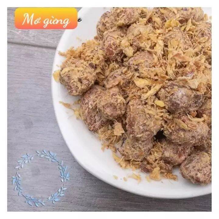1 hộp 200g ô mai mơ gừng chua mặn ngọt