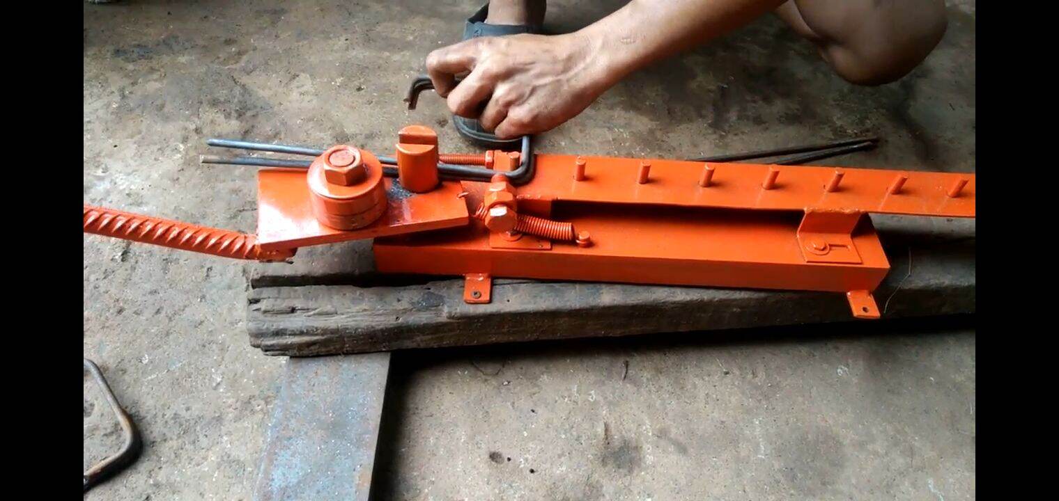 bẻ sắt phi 10_18 @@ BÀN BẺ ĐAI (tay phải) 6-8-10