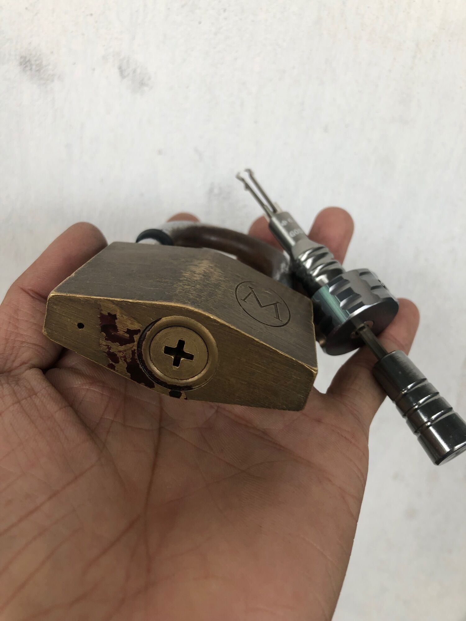 Dụng cụ sửa khoá 4 cạnh CAO CẤP