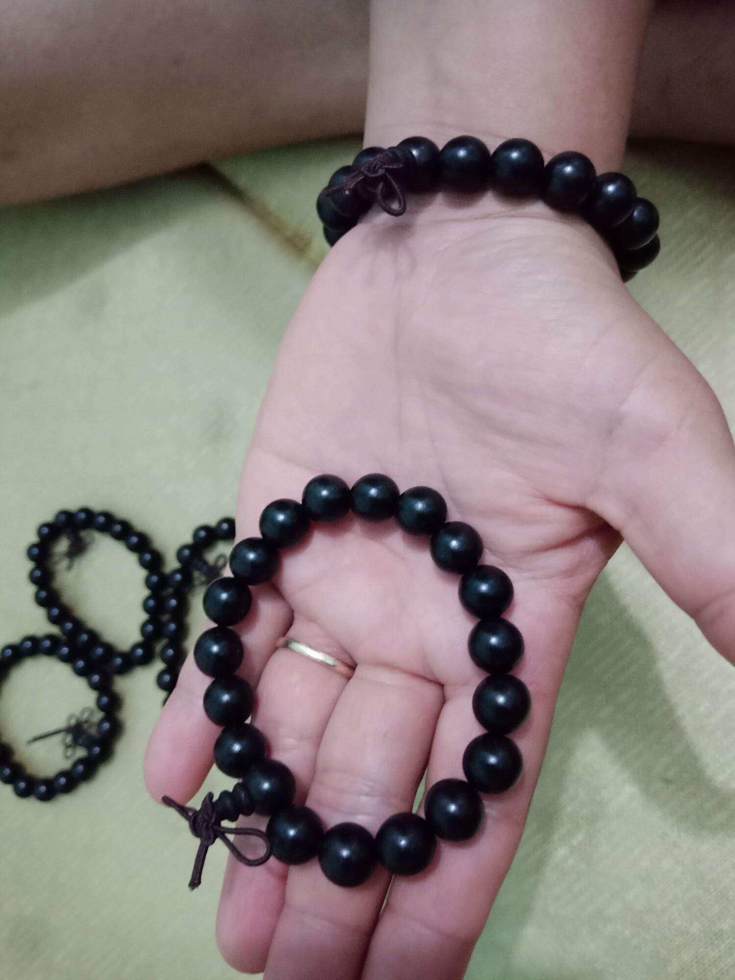 chuỗi đeo tay gỗ mun sừng