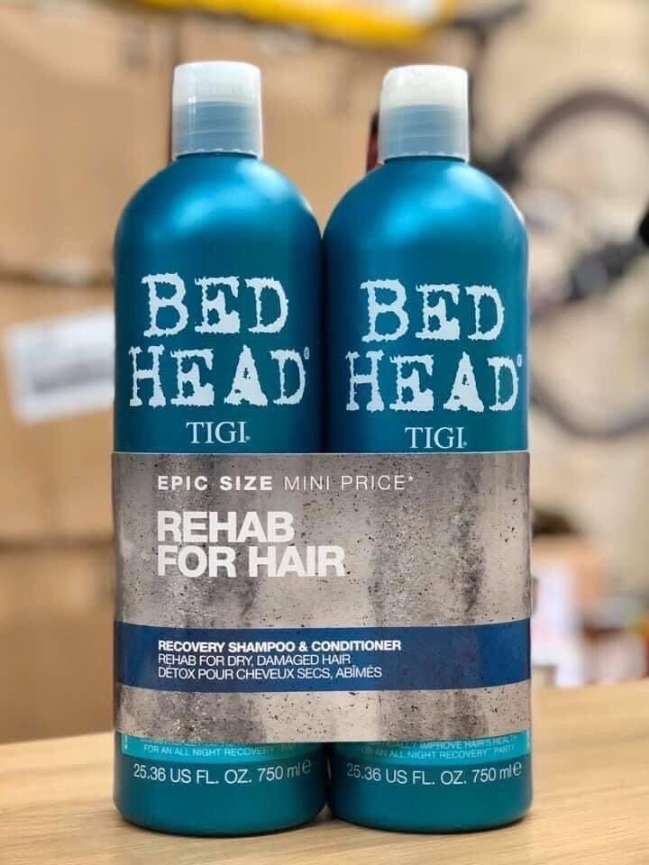 Bộ dầu gội Tigi màu xanh, có bán lẻ dầu gội hoặc xả