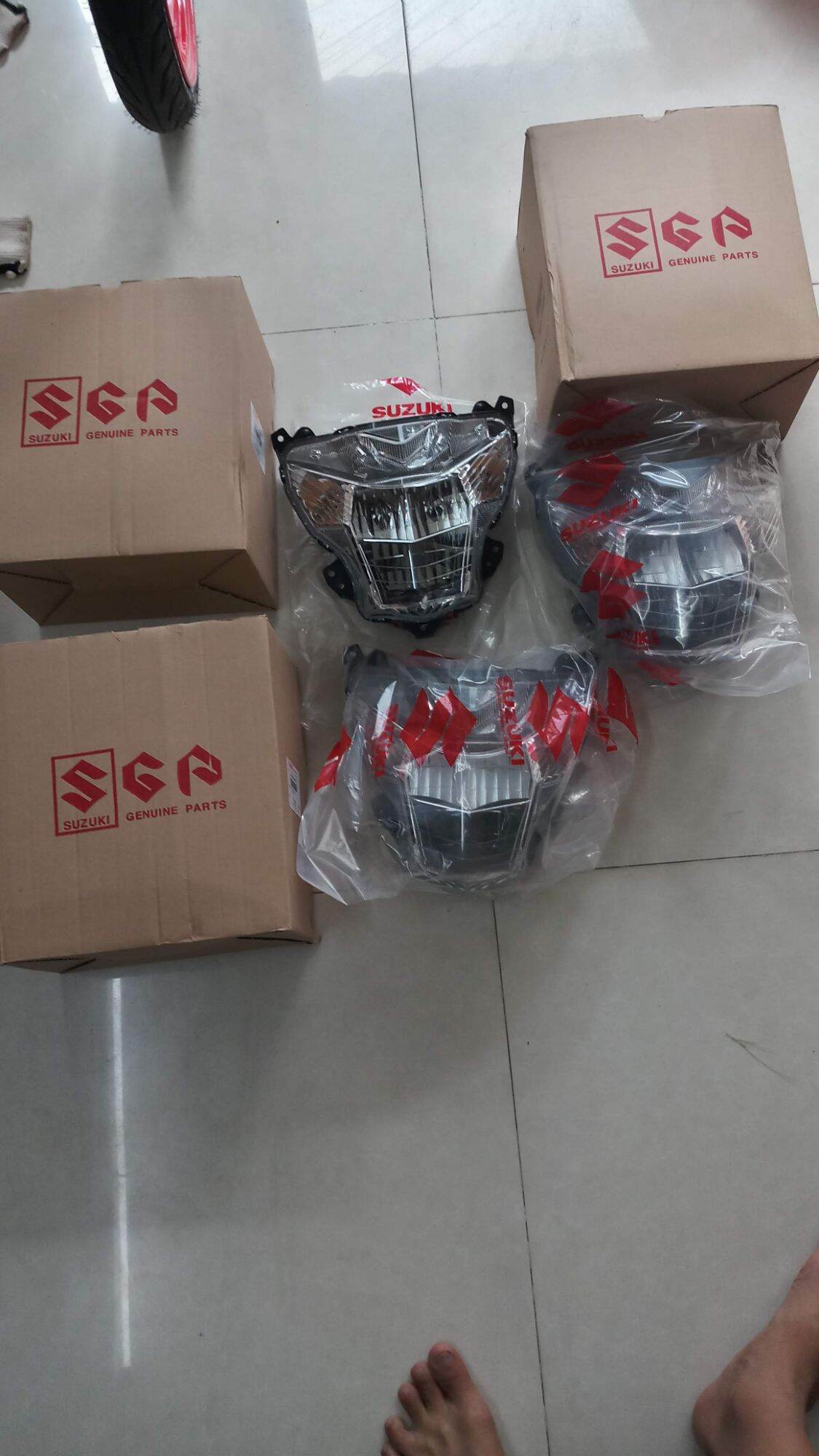 Chóa đèn pha Satria Fi