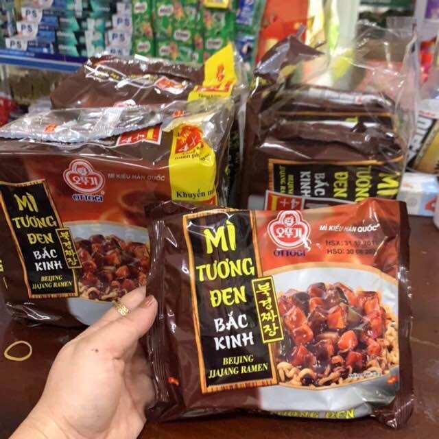 Mì tương đen bắc kinh ottogi gói 135g