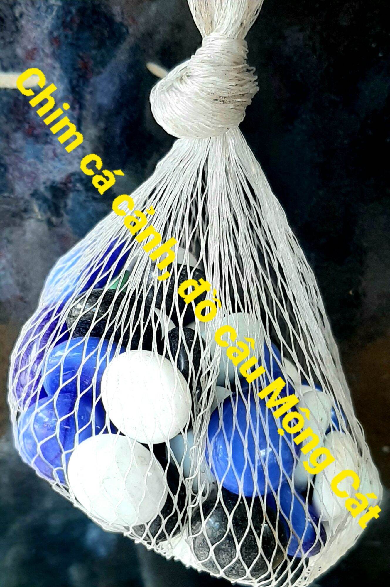 Sỏi màu trang trí hồ cá, chậu cây cảnh (1 túi 250g)