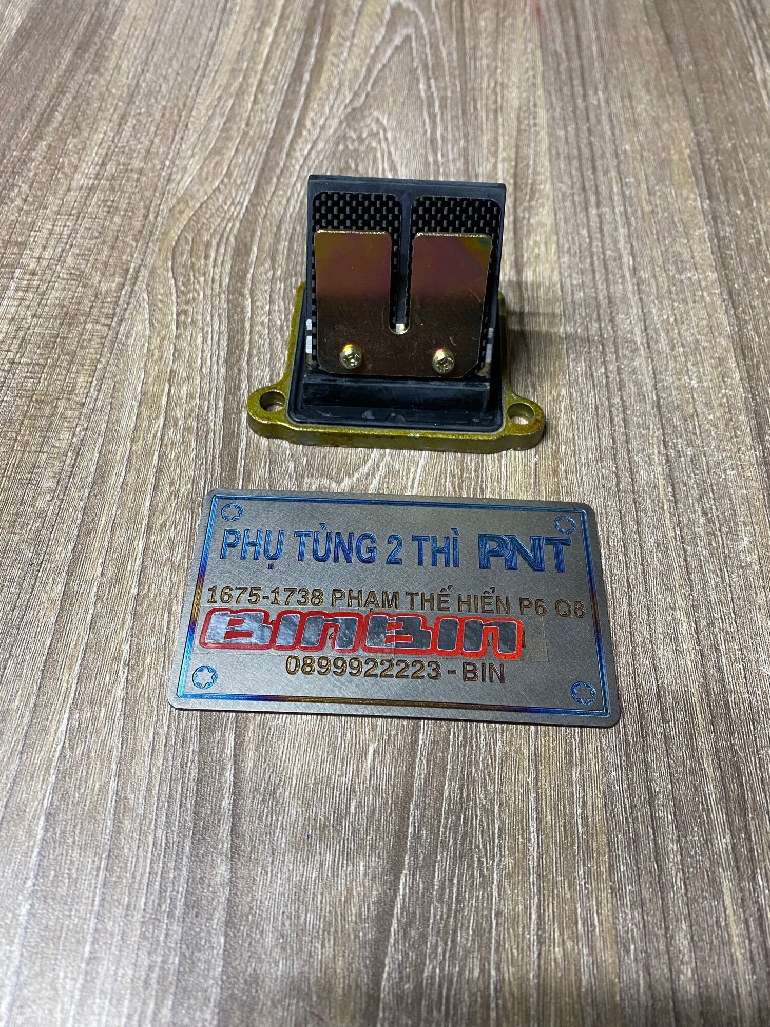 LƯỠI GÀ SPORT CACBON - RGV