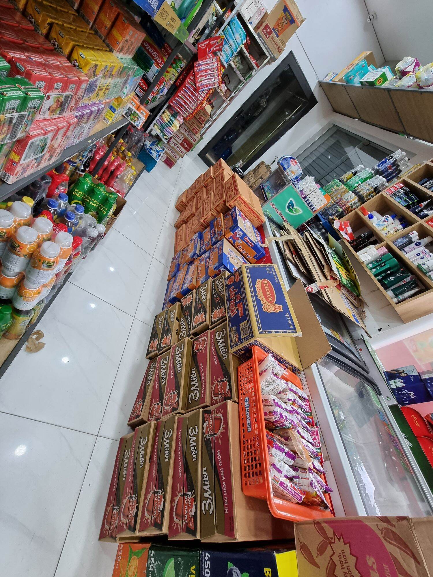 Thùng mì Gấu đỏ tôm chua cay 30 gói