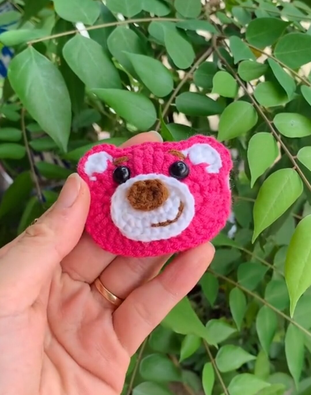 Kẹp tóc gấu dâu bằng len handmade dễ thương( hot trend)