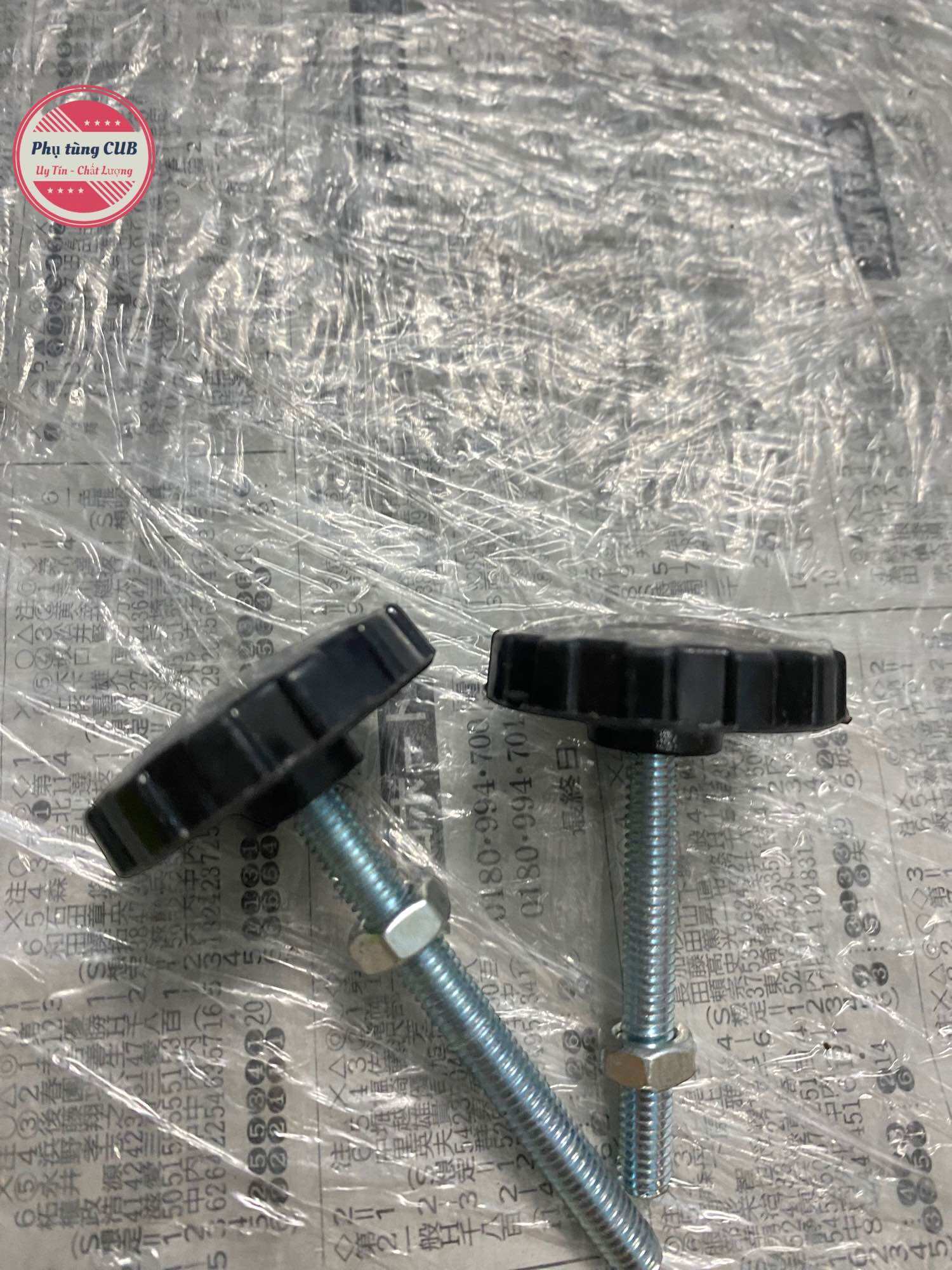 Nút cốp hông cub 78 ( giá 1 cặp )