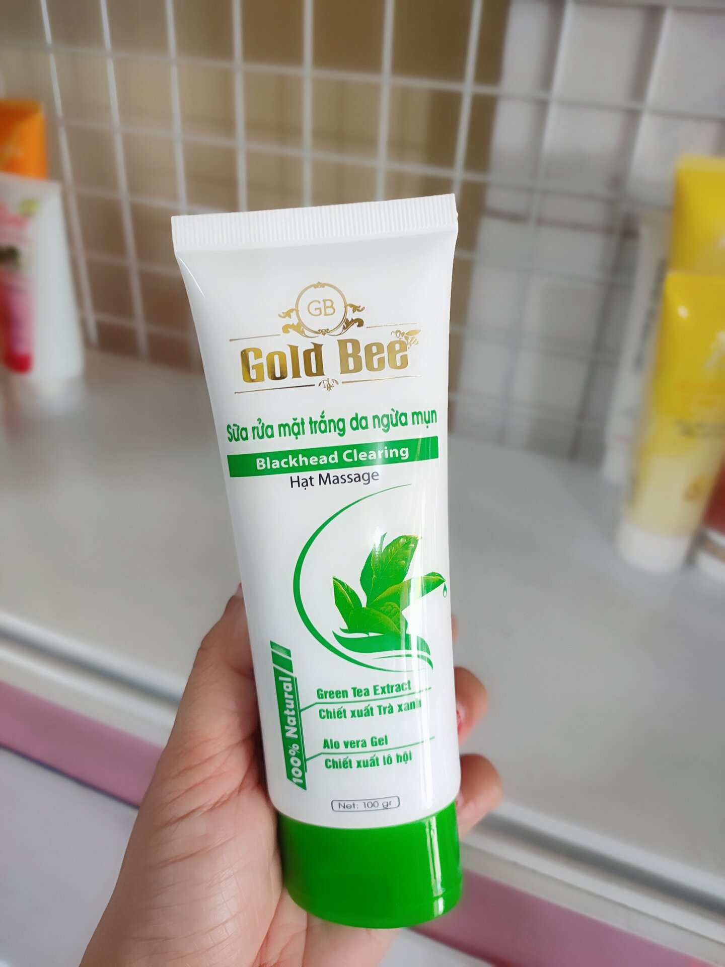 Sữa rửa mặt trắng da ngừa mụn
