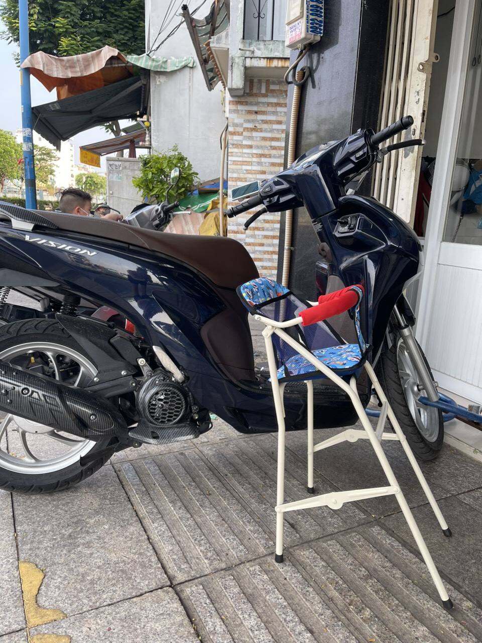 Ghế đi xe máy cho bé xe Vision. Janus. Ghế xếp gọn