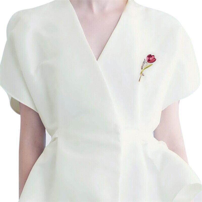 Ghim cài áo hoa tulip