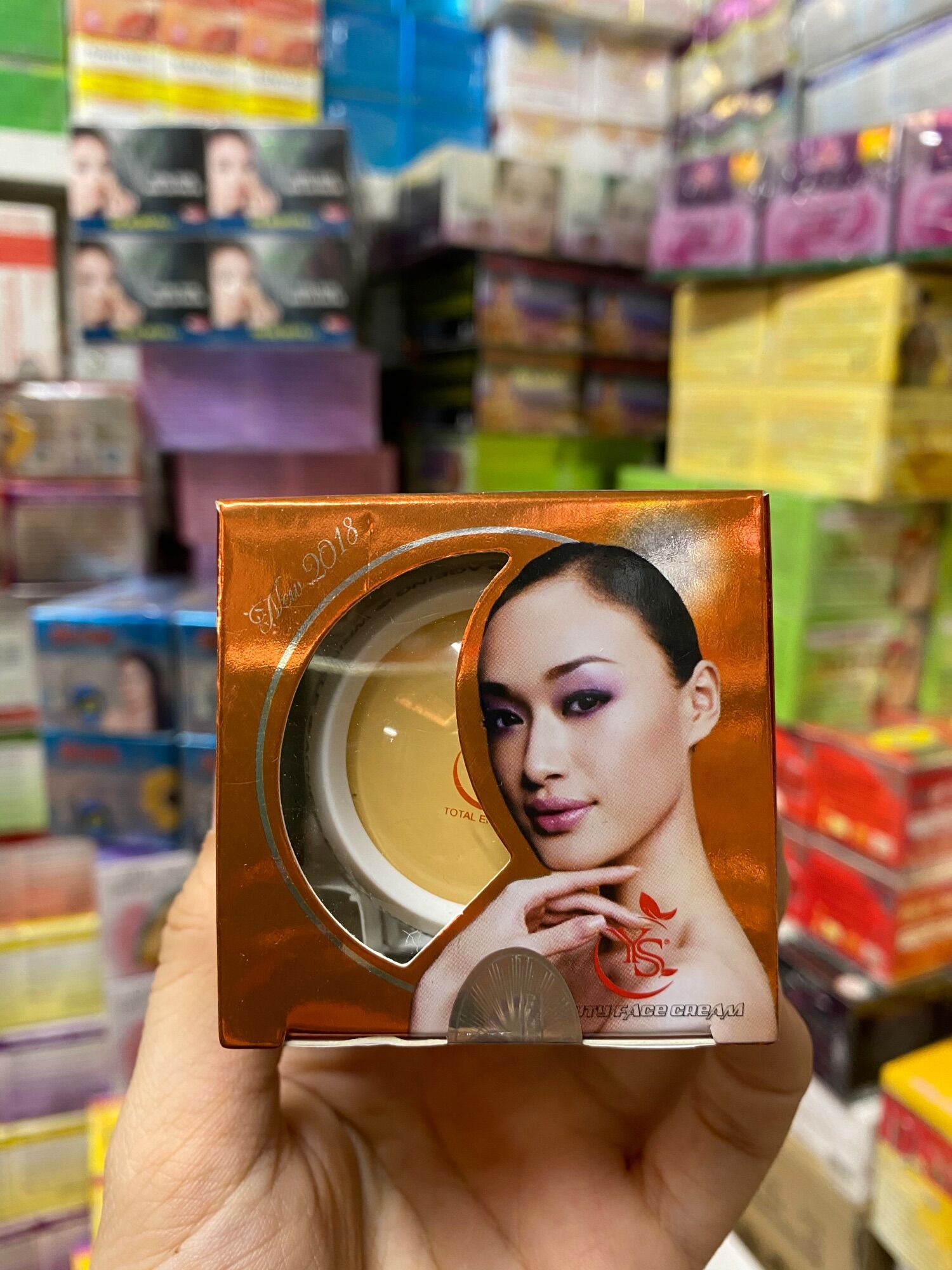 Kem Ys cam dưỡng trắng mờ nám tàn nhang đồi mồi