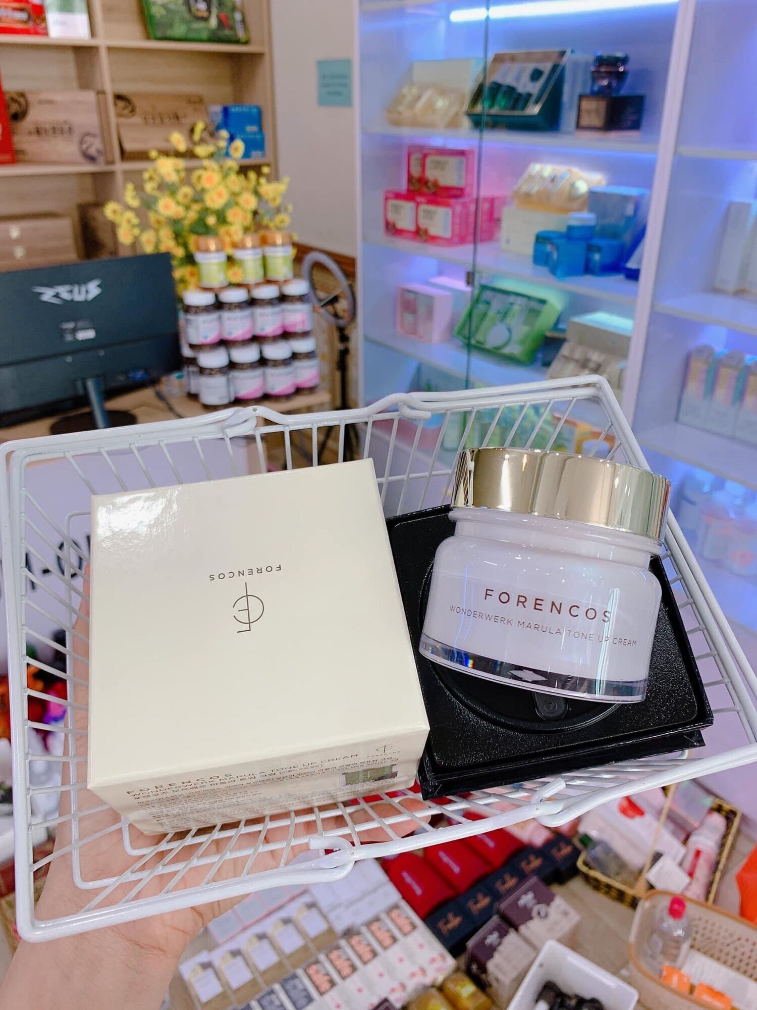 Kem dưỡng ngày forencos nâng tông trắng hồng 50ml