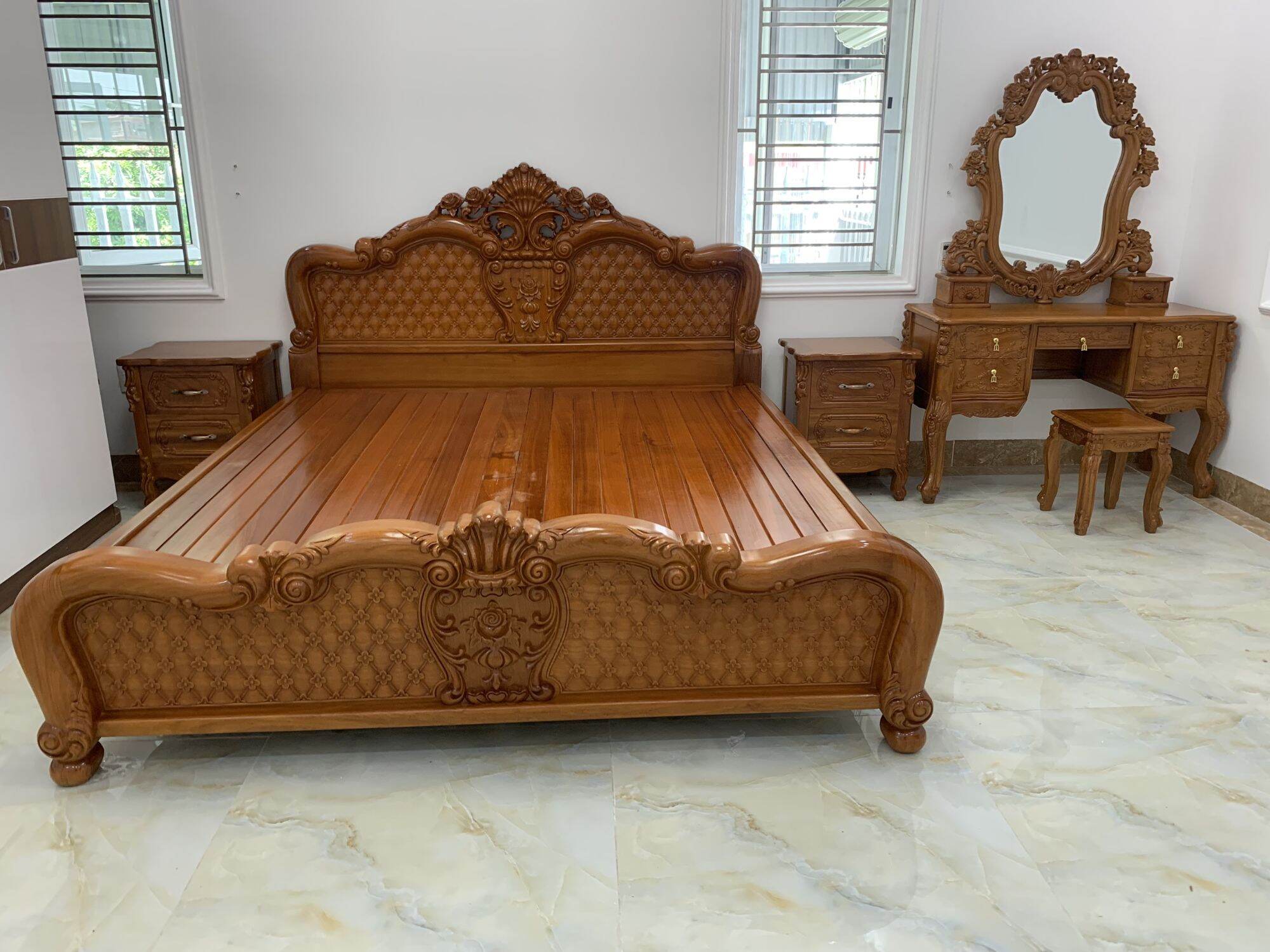 Giường ngủ gỗ gõ 1m8x2m
