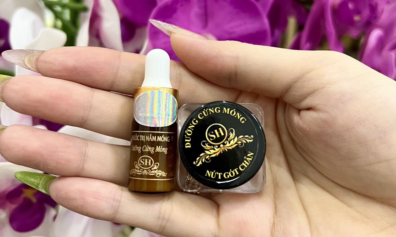 Combo đánh bay nấm móng+ phục hồi hư tổn ở móng