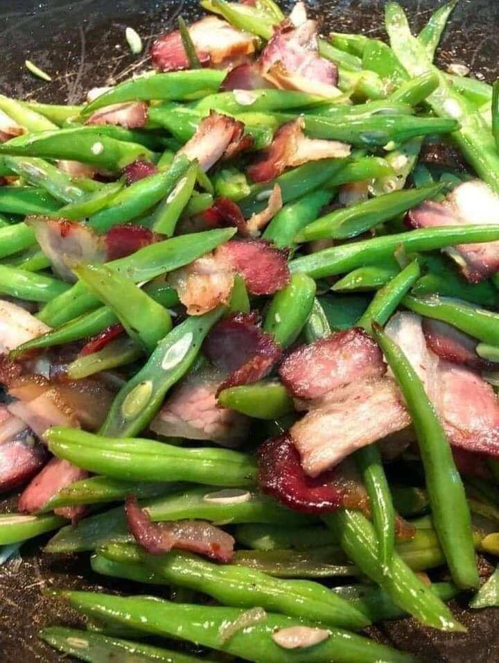 Ba chỉ gác bếp (ba chỉ Hun Khói )