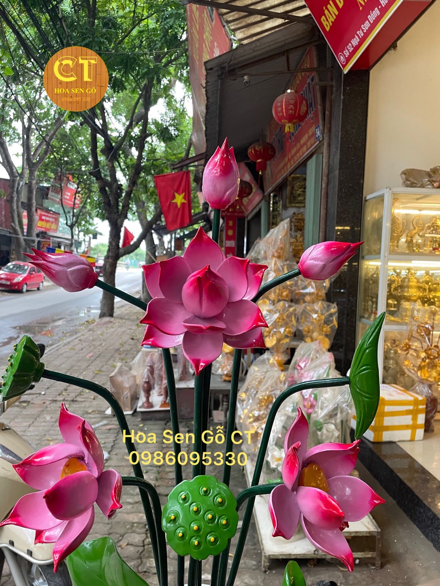 Hoa Sen Gỗ(Sen Hồng) Cắm Bình Sứ ( không kèm bình )