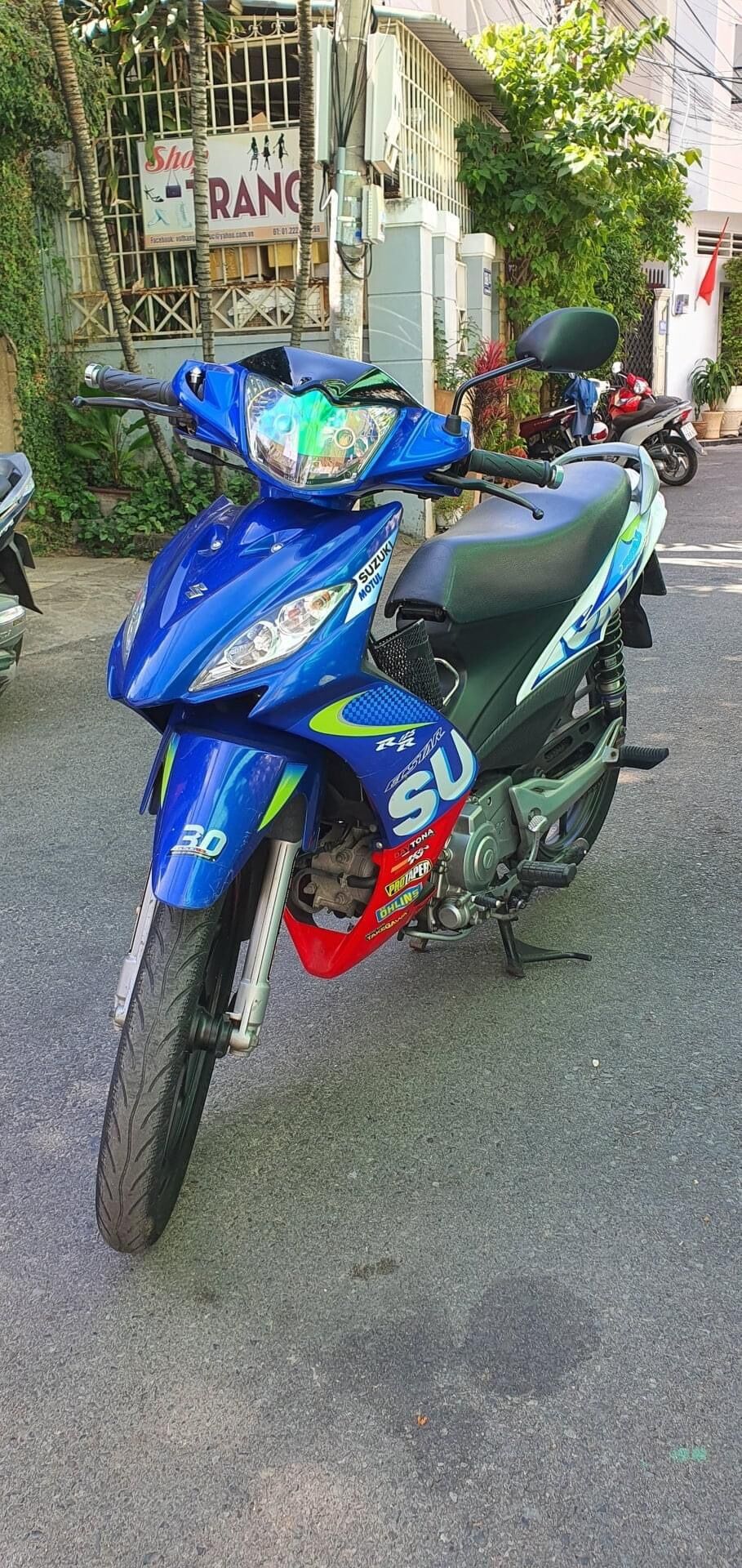 Tem rời Axeo chữ Suzuki móc tròn