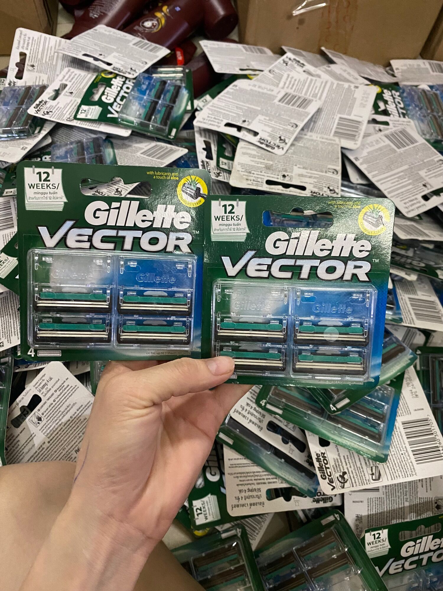 Gillette Vector lưỡi cạo râu 4lưỡi -2 lưỡi - gillete mach3+ 3