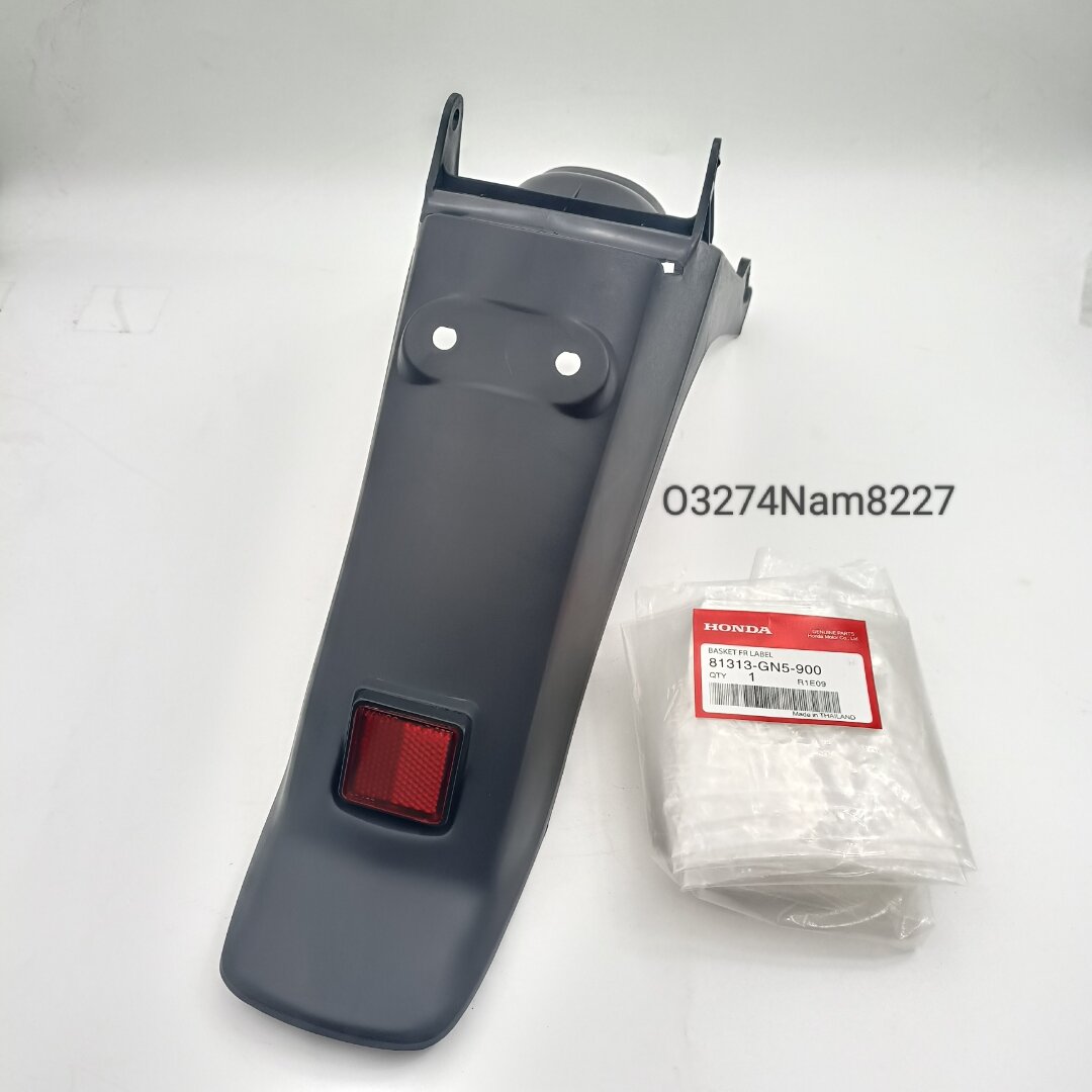 Nhựa dè đuôi biển số, chắn bùn sau xe DREAM Lùn zin honda thái