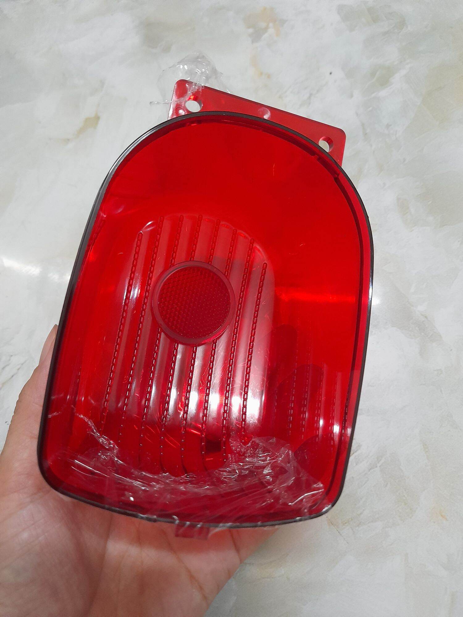 Chụp lái hay chụp đuôi sau xe Cúp mới ( 50CC)