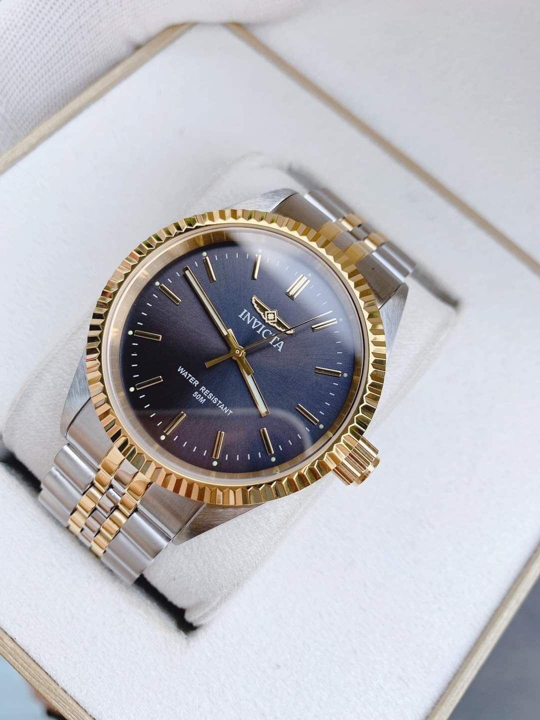 Đồng Hồ Nam Invicta Size 43mm Chống nước 50m